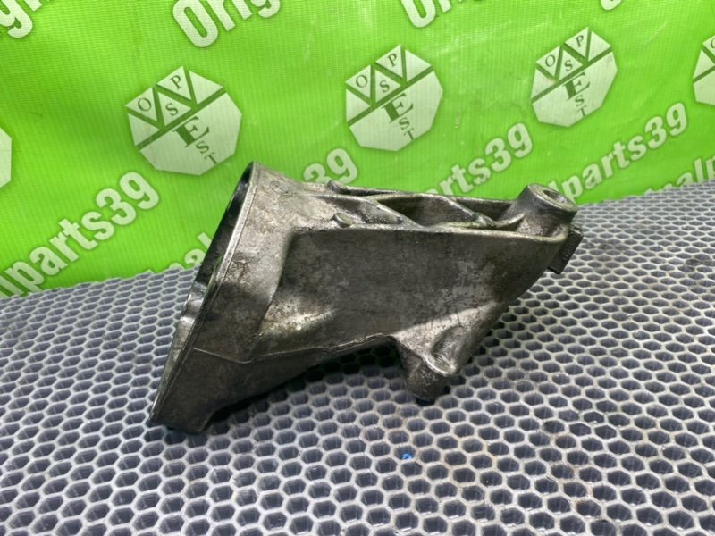 Кронштейн опоры двигателя, 1000 рублей, Калининград