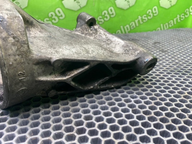 Кронштейн опоры двигателя, 1000 рублей, Калининград