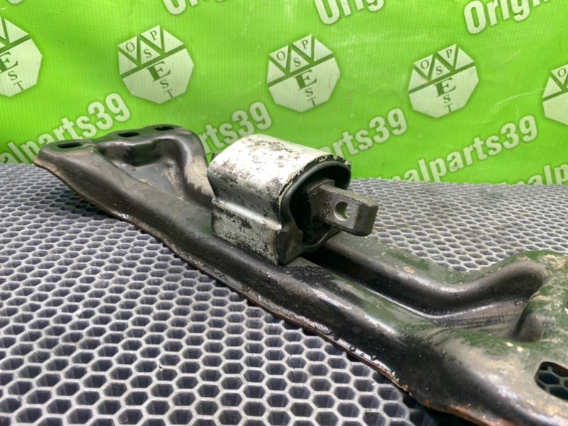 Траверса АКПП, 1300 рублей, Калининград