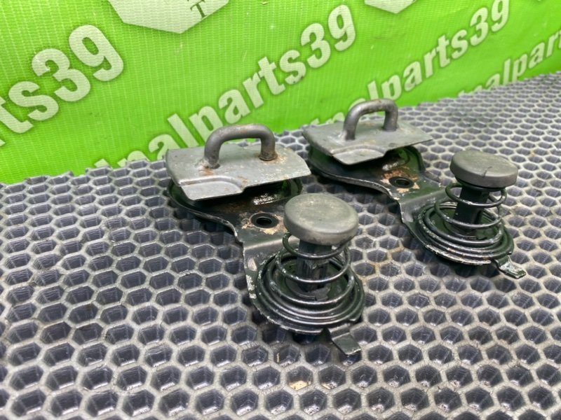 Отбойник капота, 1000 рублей, Калининград