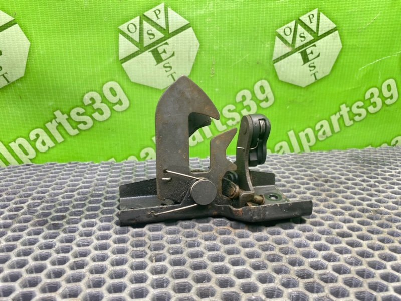 Замок капота, 1400 рублей, Калининград