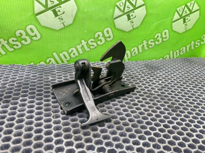 Замок капота, 1400 рублей, Калининград