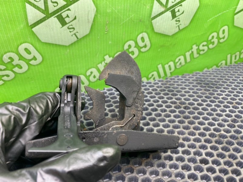 Замок капота, 1400 рублей, Калининград