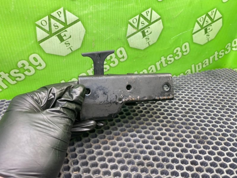 Замок капота, 1400 рублей, Калининград