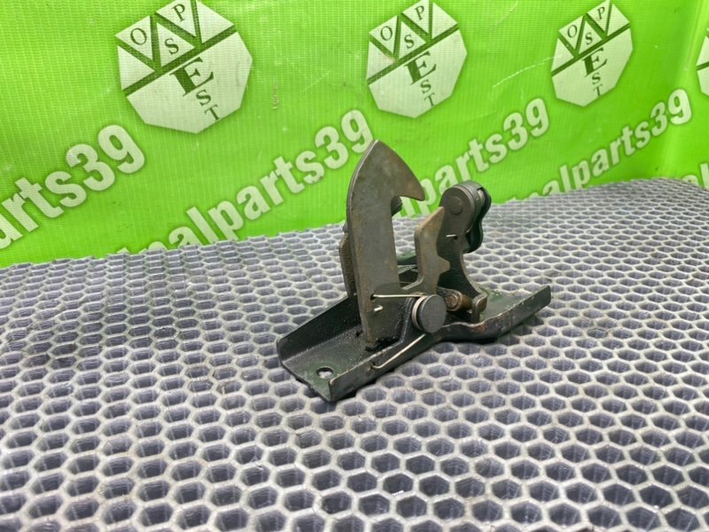 Замок капота, 1400 рублей, Калининград