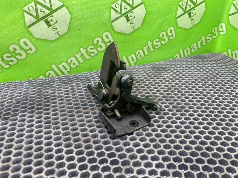 Замок капота, 1400 рублей, Калининград