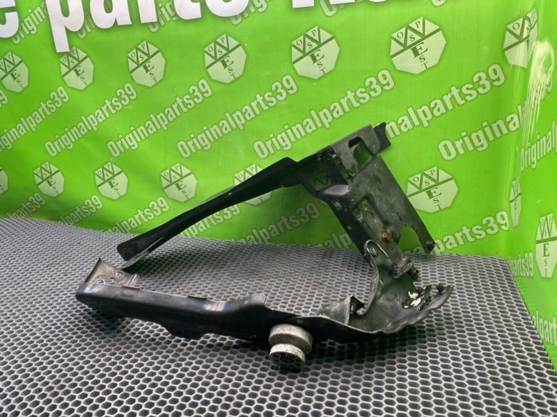 Крепление фары, 1700 рублей, Калининград