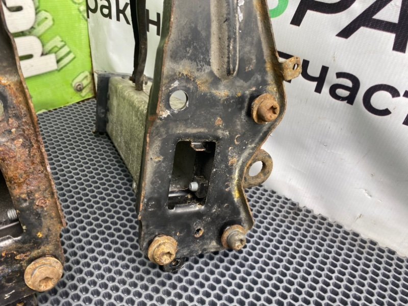 Кронштейны, 2300 рублей, Калининград