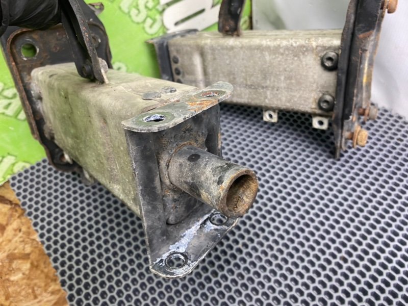 Кронштейны, 2300 рублей, Калининград