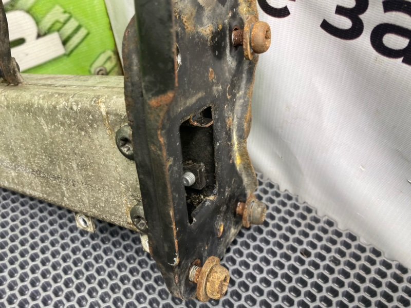 Кронштейны, 2300 рублей, Калининград