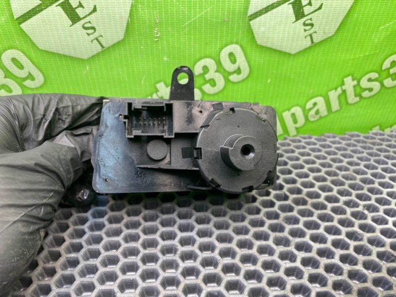 Переключатель света, 1000 рублей, Калининград