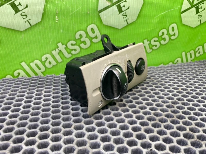 Переключатель света, 1000 рублей, Калининград