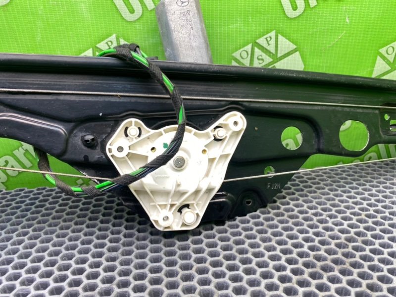 Стеклоподъемник, 1000 рублей, Калининград