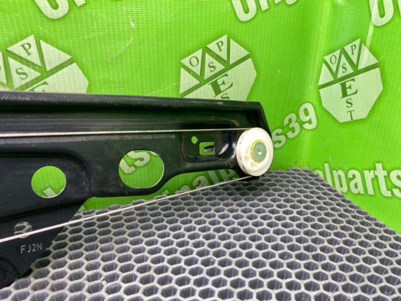 Стеклоподъемник, 1000 рублей, Калининград