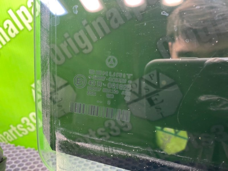 Стекло, 1000 рублей, Калининград