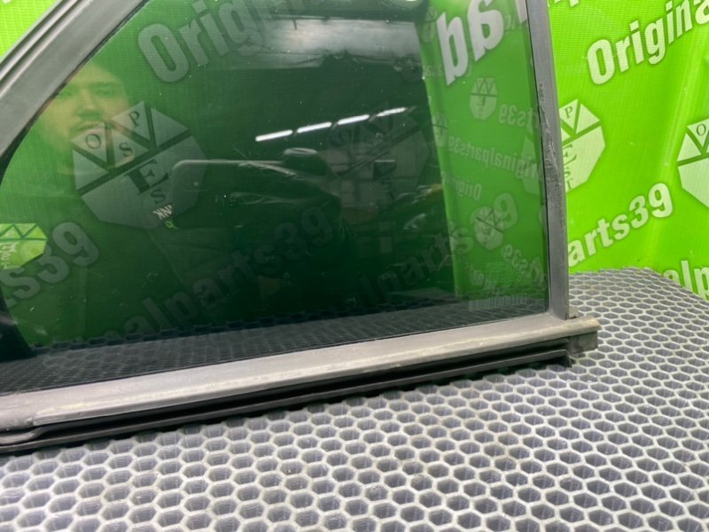 Форточка двери, 1000 рублей, Калининград