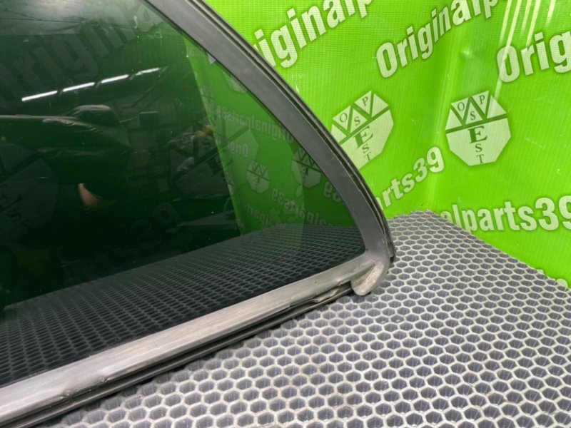 Форточка двери, 1000 рублей, Калининград