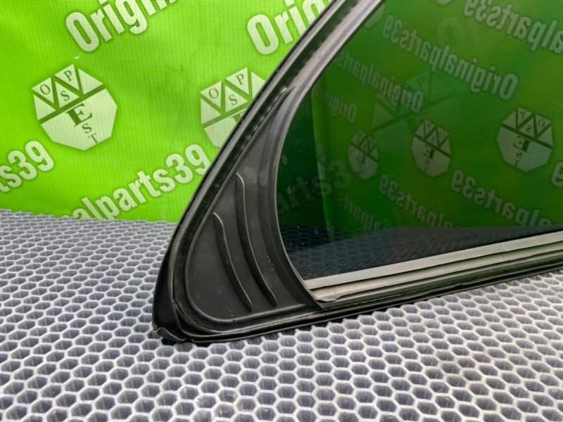 Форточка двери, 1000 рублей, Калининград