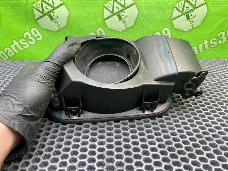 Лючок бензобака, 1000 рублей, Калининград