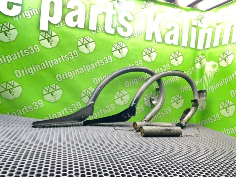 Петли багажника, 1400 рублей, Калининград