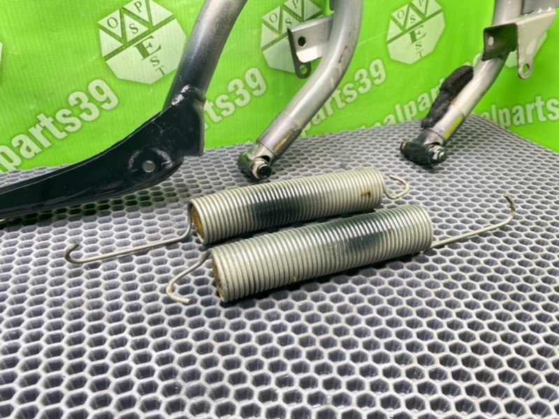 Петли багажника, 1400 рублей, Калининград