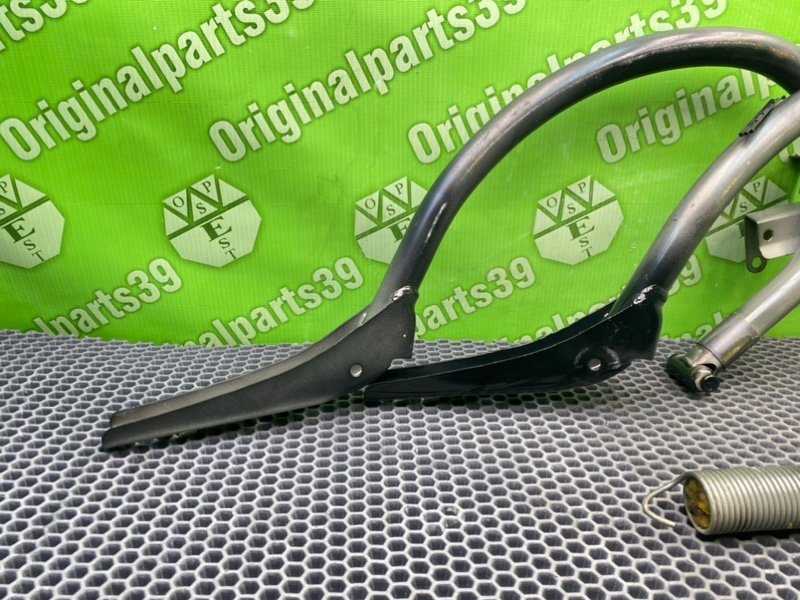 Петли багажника, 1400 рублей, Калининград