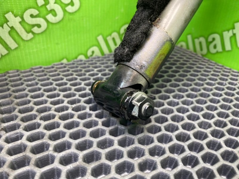 Петли багажника, 1400 рублей, Калининград