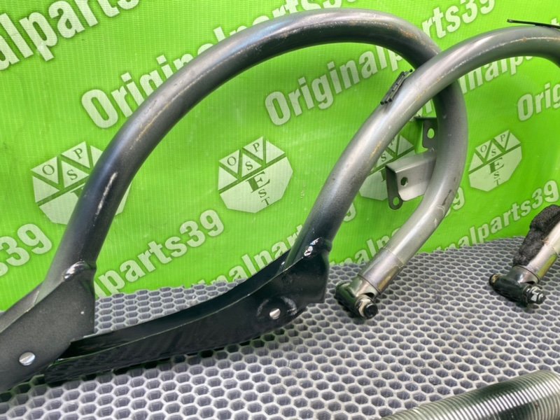 Петли багажника, 1400 рублей, Калининград