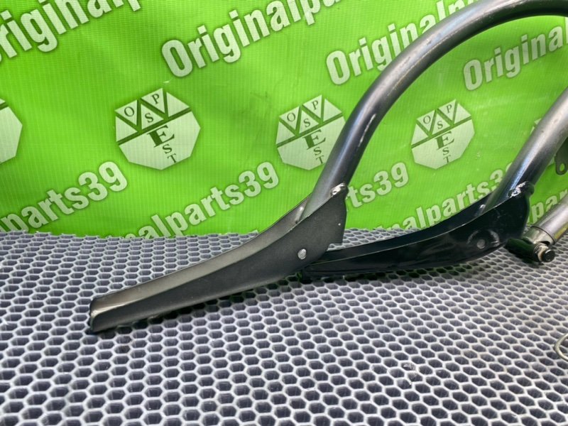 Петли багажника, 1400 рублей, Калининград