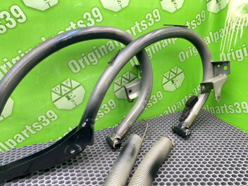 Петли багажника, 1400 рублей, Калининград