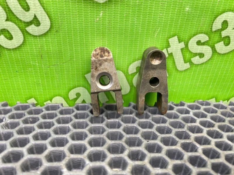 Кронштейны, 2300 рублей, Калининград