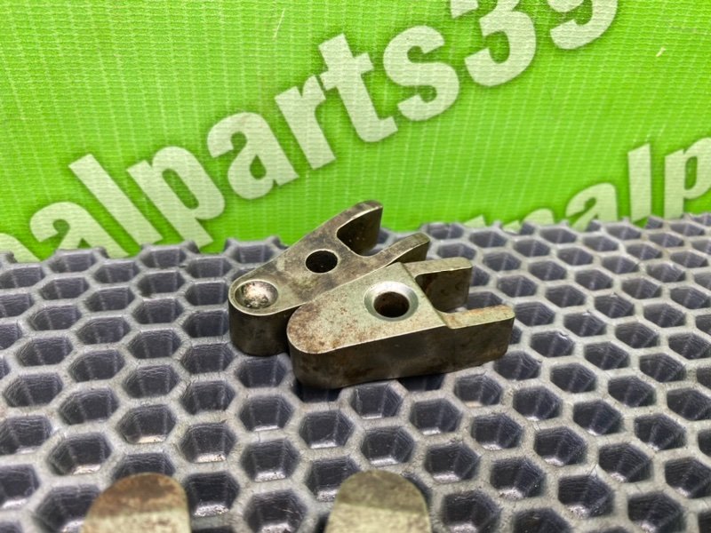 Кронштейны, 2300 рублей, Калининград