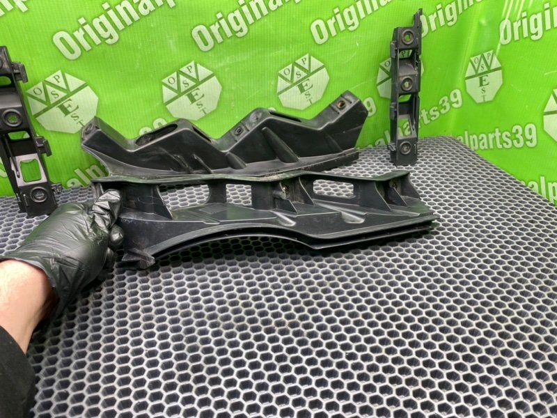 Кронштейны, 2400 рублей, Калининград