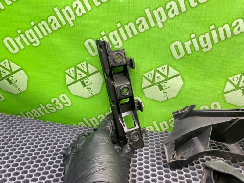 Кронштейны, 2400 рублей, Калининград