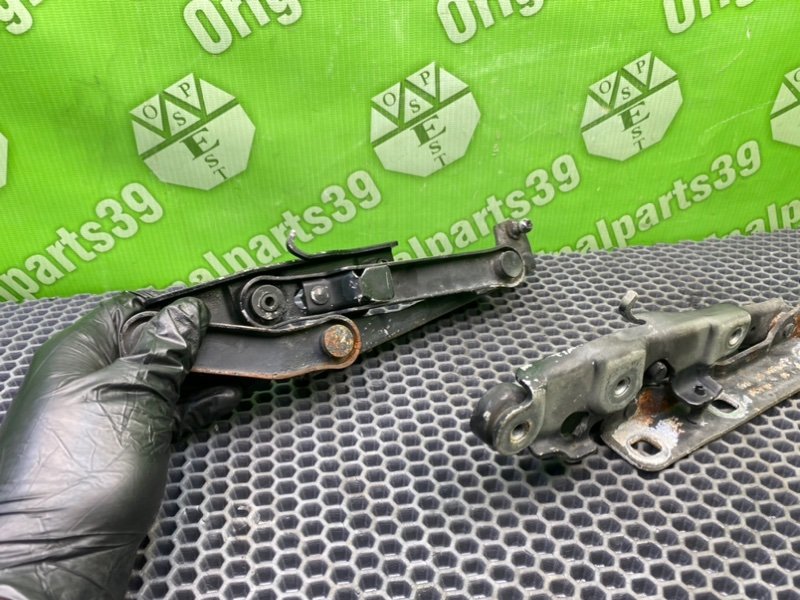 Петли капота, 1400 рублей, Калининград