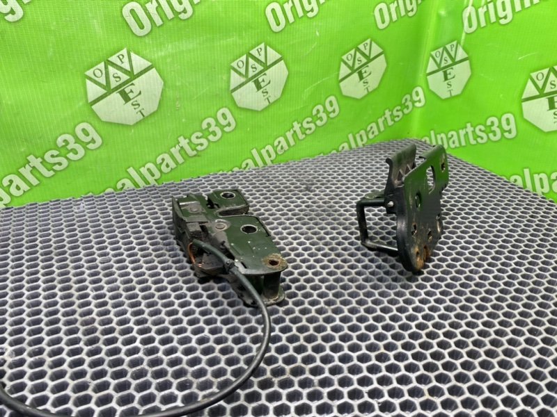 Замок капота, 1700 рублей, Калининград