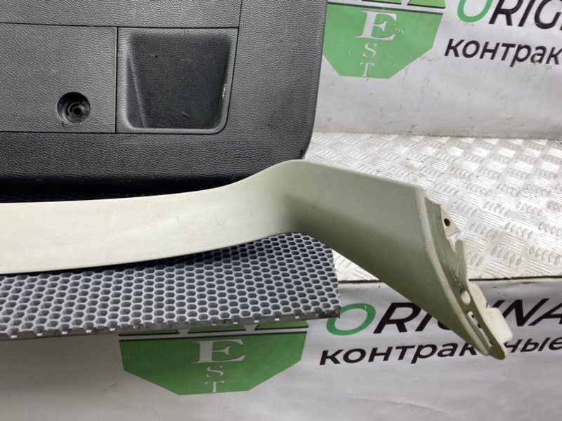 Обшивка крышки багажника, 2000 рублей, Калининград