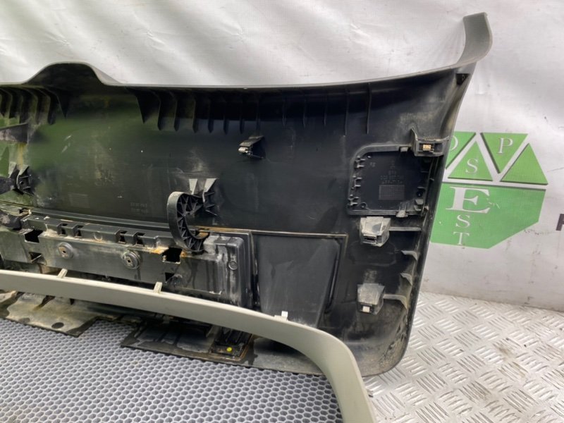 Обшивка крышки багажника, 2000 рублей, Калининград