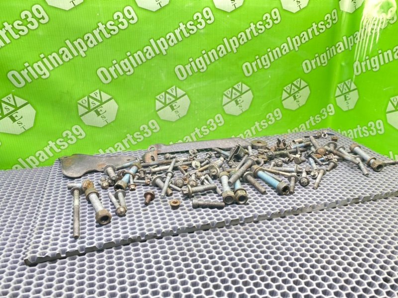 Болты двигателя, 1700 рублей, Калининград