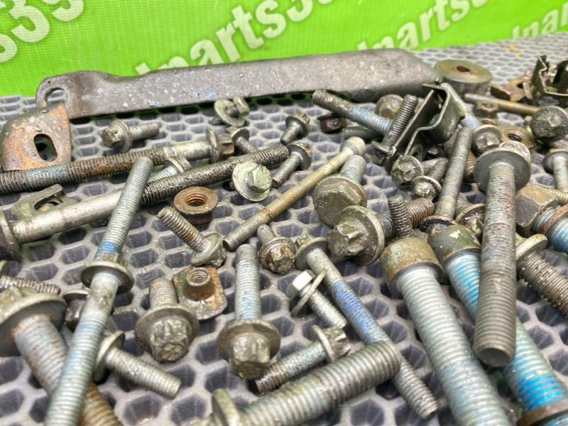 Болты двигателя, 1700 рублей, Калининград