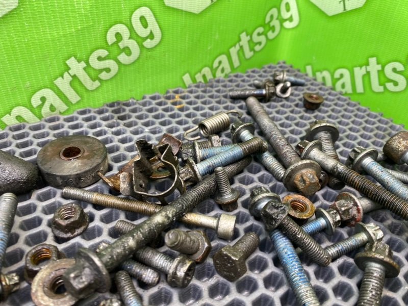 Болты двигателя, 1700 рублей, Калининград