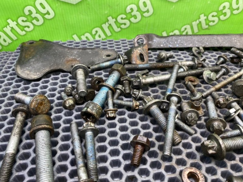 Болты двигателя, 1700 рублей, Калининград