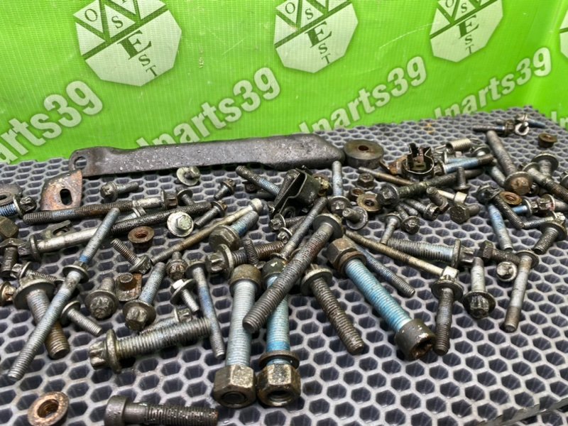 Болты двигателя, 1700 рублей, Калининград