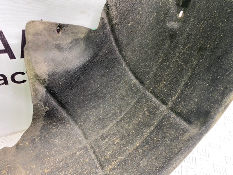 Подкрылок, 2000 рублей, Калининград