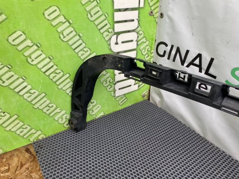 Кронштейн бампера, 1000 рублей, Калининград