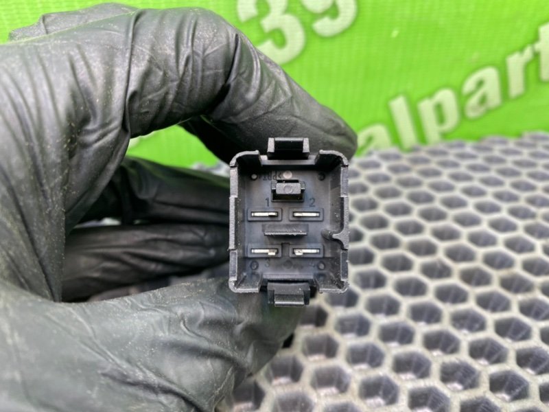 Кнопка аварийки, 900 рублей, Калининград