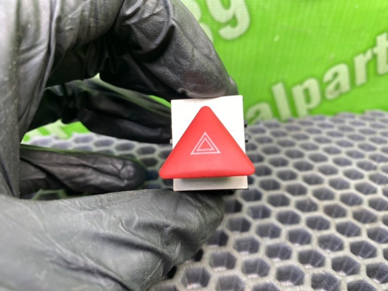 Кнопка аварийки, 900 рублей, Калининград