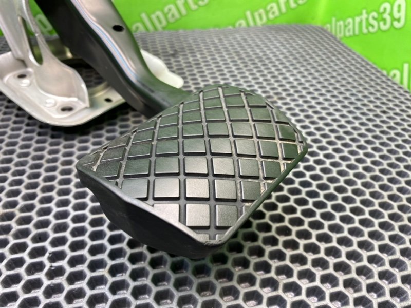 Педаль тормоза, 900 рублей, Калининград