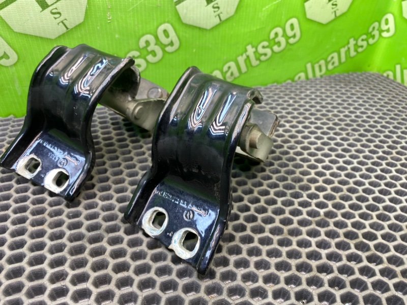 Петли багажника, 1000 рублей, Калининград