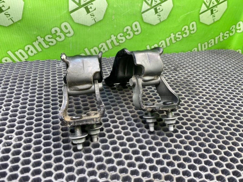 Петли багажника, 1000 рублей, Калининград